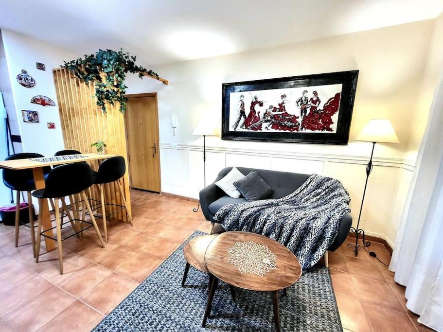 Flamenco, Apartamento Exclusivo De Dos Habitaciones En El Pleno Del Casco Antiguo, Alicante, Playa, Centro Historico, Rambla المظهر الخارجي الصورة