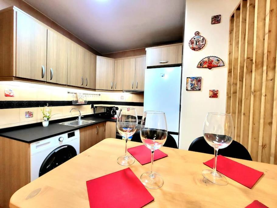 Flamenco, Apartamento Exclusivo De Dos Habitaciones En El Pleno Del Casco Antiguo, Alicante, Playa, Centro Historico, Rambla المظهر الخارجي الصورة