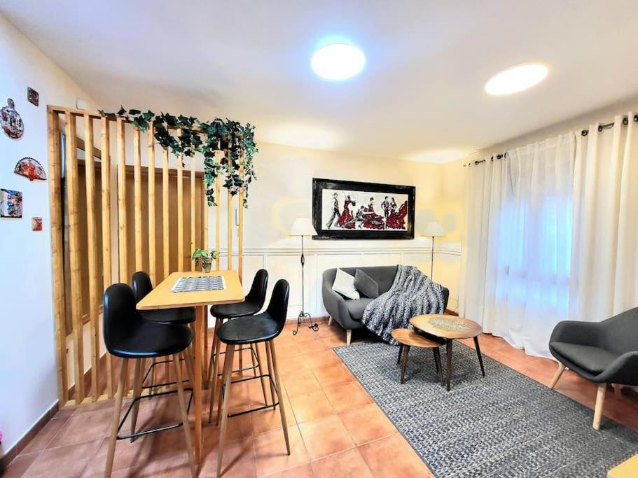Flamenco, Apartamento Exclusivo De Dos Habitaciones En El Pleno Del Casco Antiguo, Alicante, Playa, Centro Historico, Rambla المظهر الخارجي الصورة